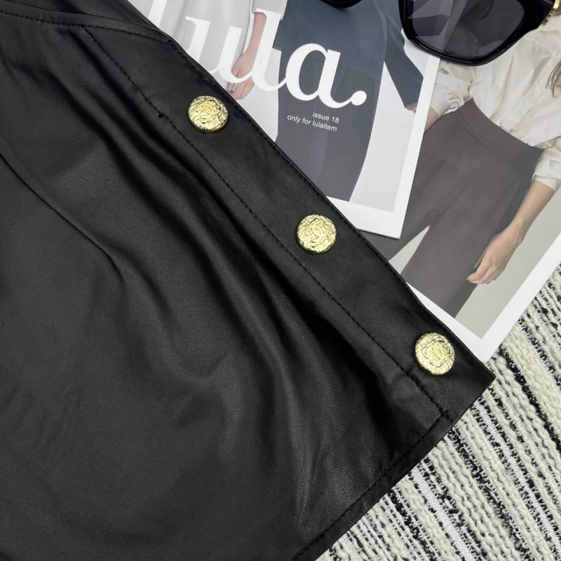 Chanel Short Pants